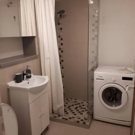 Apartment Old Town Gems - Shabbat Friendly Bucharest