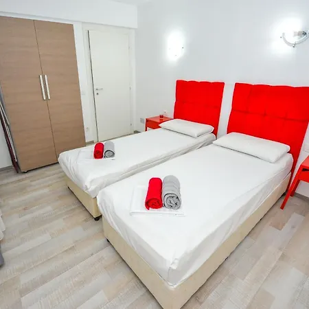 Old Town Gems - Shabbat Friendly * Bucharest